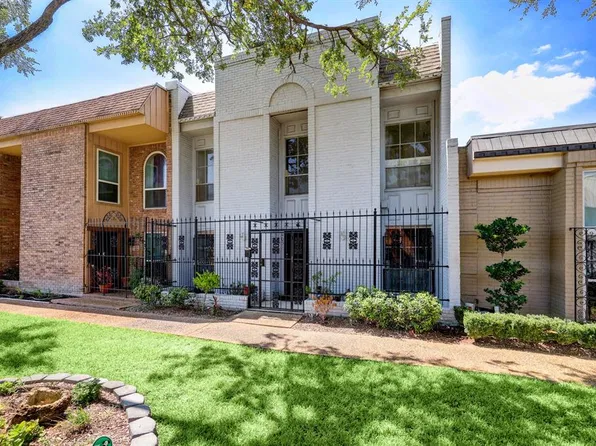 4051 Breakwood Dr, Houston, TX 77025