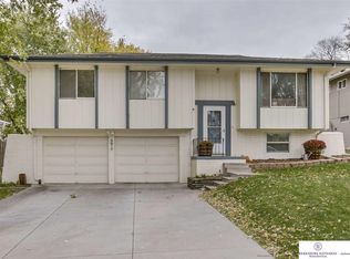 5817 S 140th Ave, Omaha, NE 68137