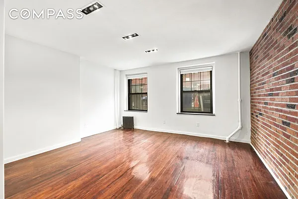 Rented by Compass | media 14