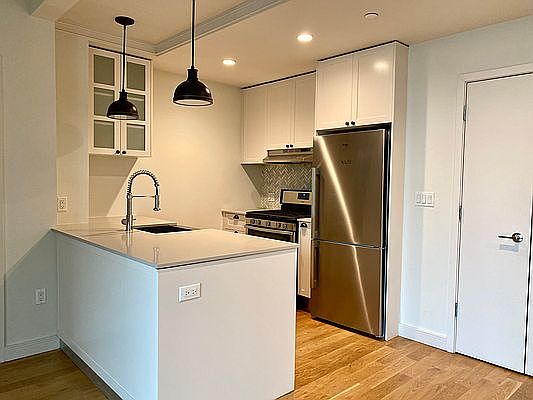 1st image of 409 Eastern Pkwy #3228