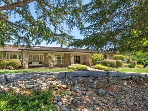 35 Country Club Dr, Hillsborough, CA 94010