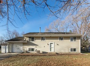 7749 Sugarloaf Trl N, Brooklyn Park, MN 55444