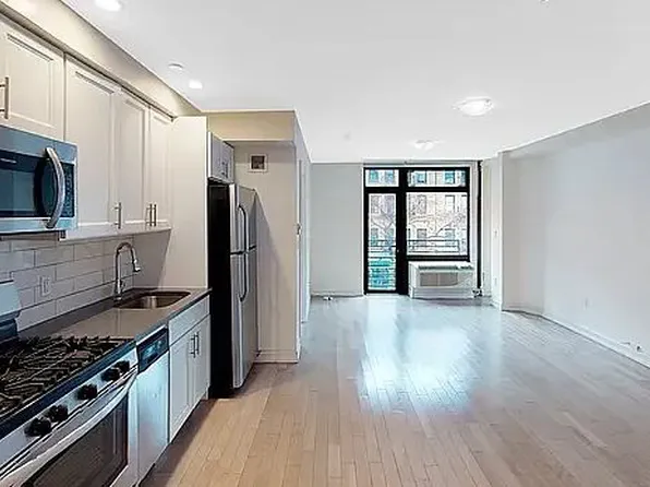 821 9th Avenue image 6 of 7