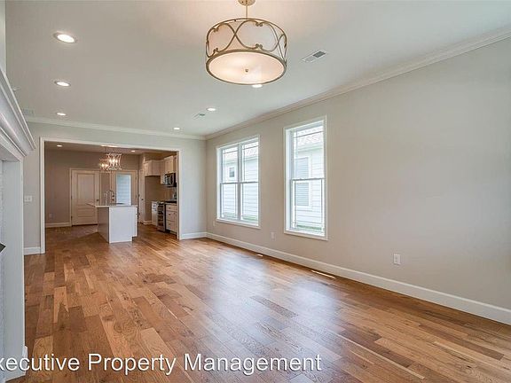 5th image of 2530 Walden Blvd