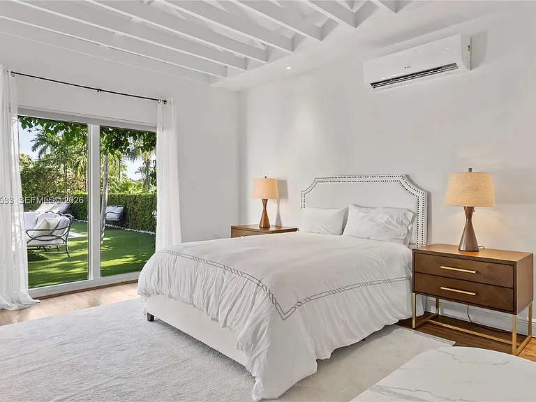 5800 La Gorce Dr — Photo 27