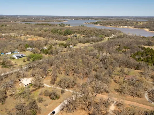 Buck Rd, Shawnee, OK 74801