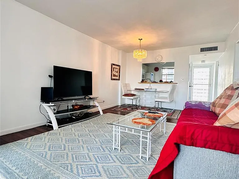 1391 S Ocean Blvd #806 — Photo 9
