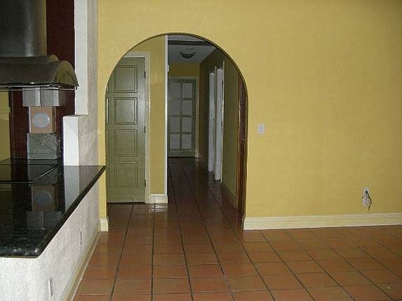 hall to bedrooms