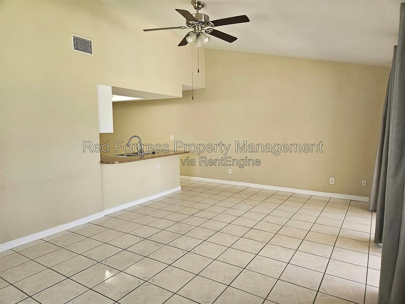 2 bed, 2.0 bath, 1050 sqft, $1,300 — Photo 4