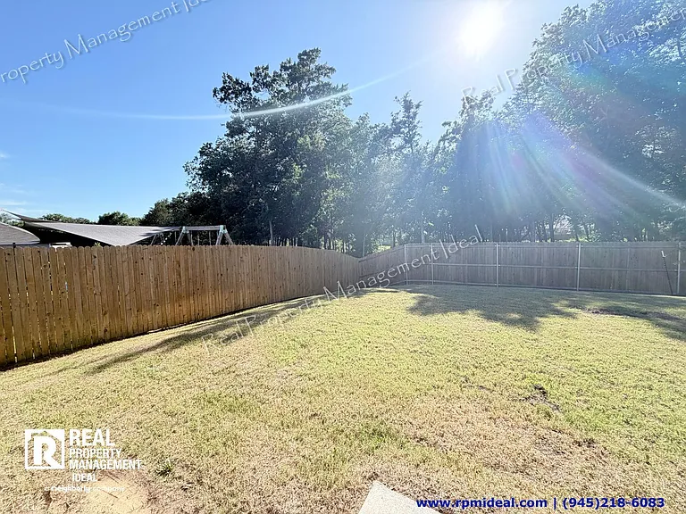 1717 Round House Ln — Photo 23