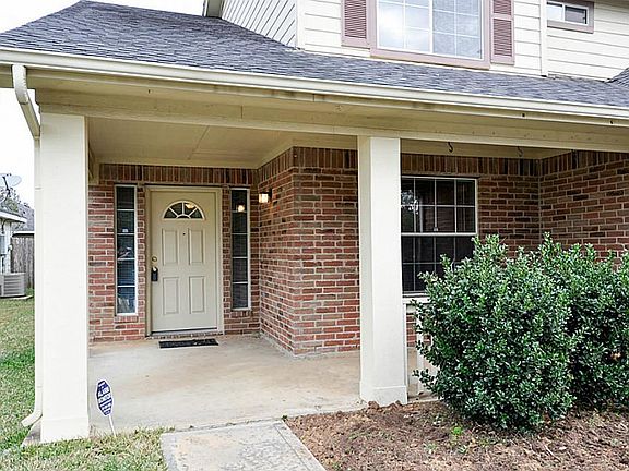 5th image of 19634 Cozy Cabbin Dr