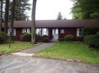 27 Roosevelt St, Hadley, MA 01035