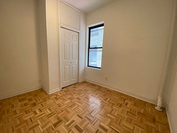 4th image of 510 W 134th St #21DD