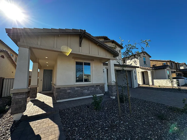 21301 E Kingbird Dr — Photo 1