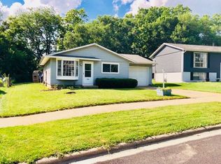 3819 W Brighton Ave, Peoria, IL 61615