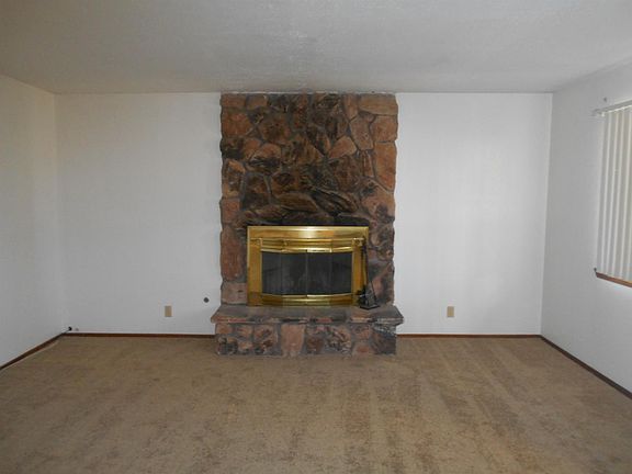 2nd image of 890 Mescal Dr