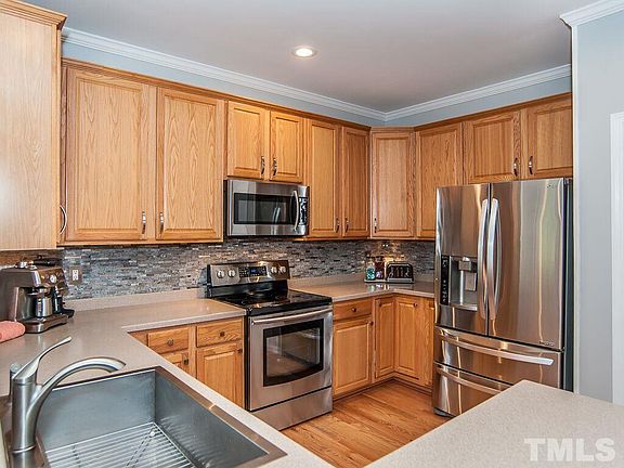 5th image of 5443 Crescentview Pkwy