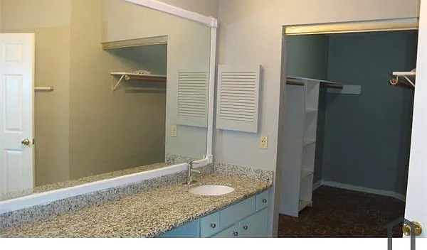 10519 Walnut Glen Dr — Photo 14