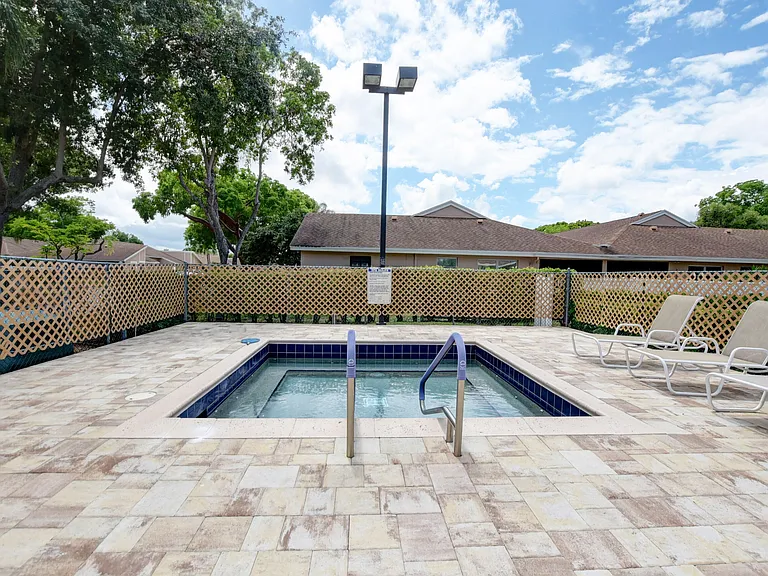 8256 Summerbreeze Ln — Photo 51