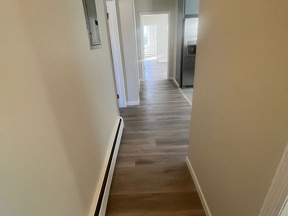 3rd image of 17 Earl St Floor 1