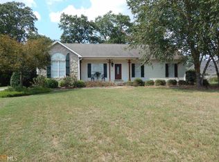 306 Autumn Woods Dr, Warner Robins, GA 31088