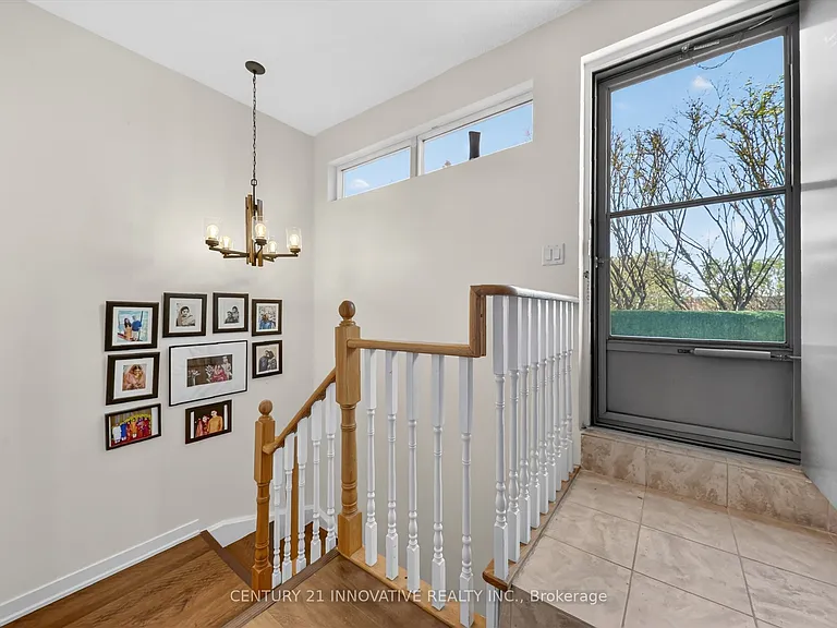 36 Lee Centre Dr #Townhouse 307 — Photo 20