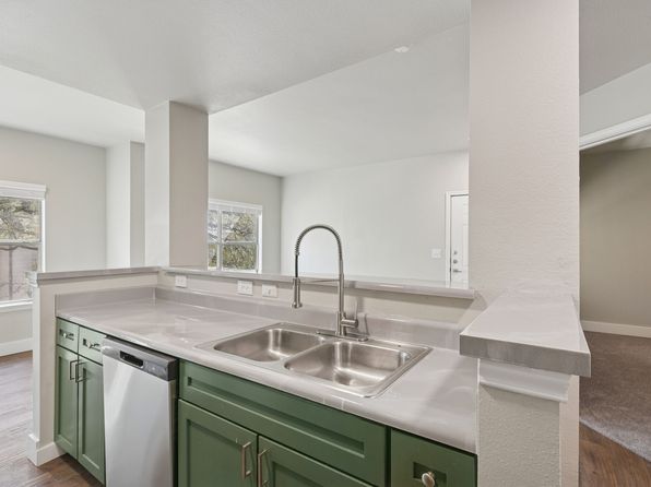 11801 E Loop 1604 N APT 8301