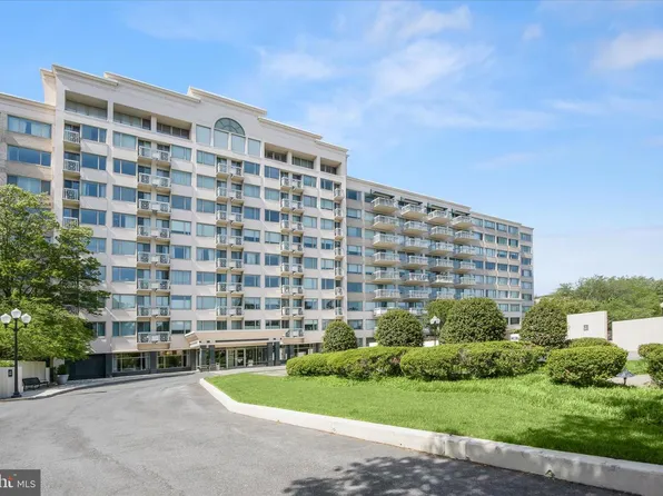 5450 Whitley Park Ter APT 102, Bethesda, MD 20814