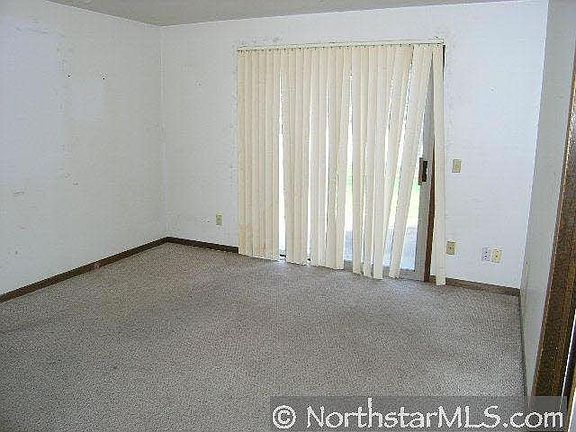 3rd image of 841-851 98th NE
