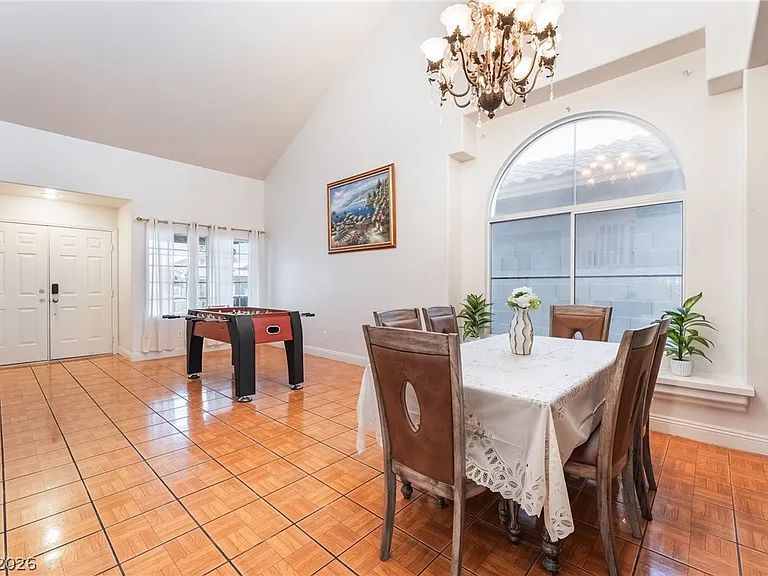 7965 Laurelton Pl — Photo 10