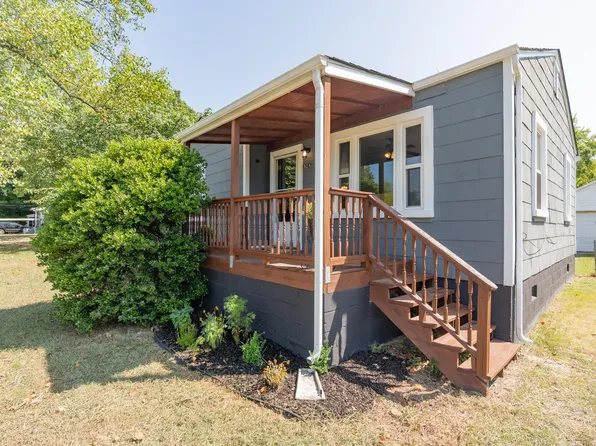 824 Henderson Ave, Rossville, GA 30741
