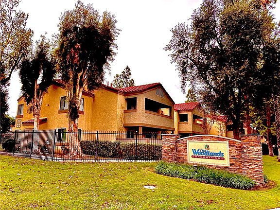 2nd image of 1110 W Blaine St APT 102