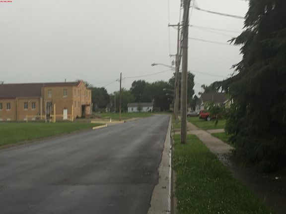 4th image of 750 W North St