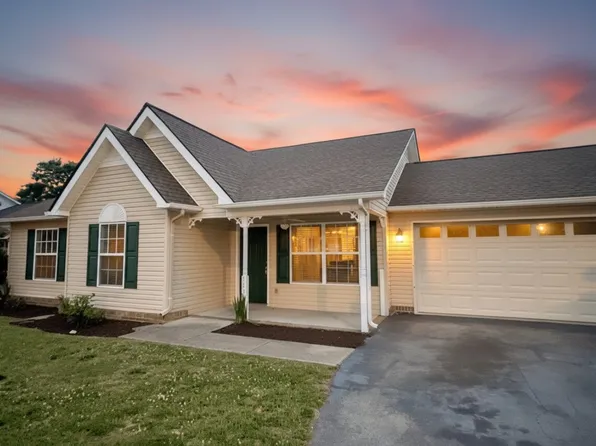 1621 Joel Dr, Columbia, TN 38401