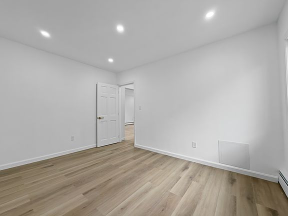 5th image of 77 Brookings St Unit 2