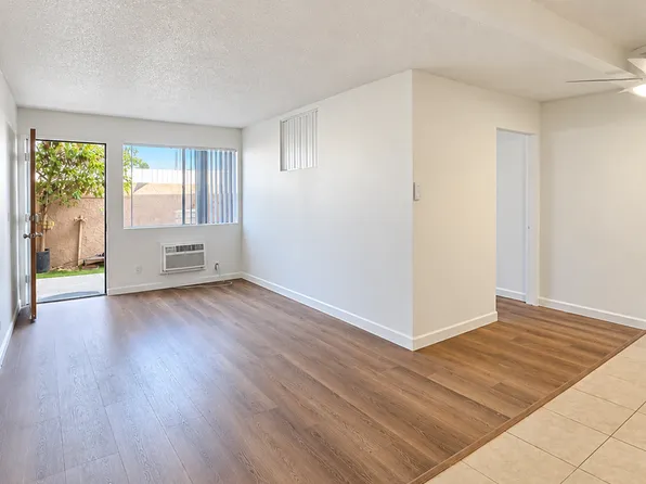 Woodman Apartments, 7507 Woodman Ave #30, Van Nuys, CA 91405