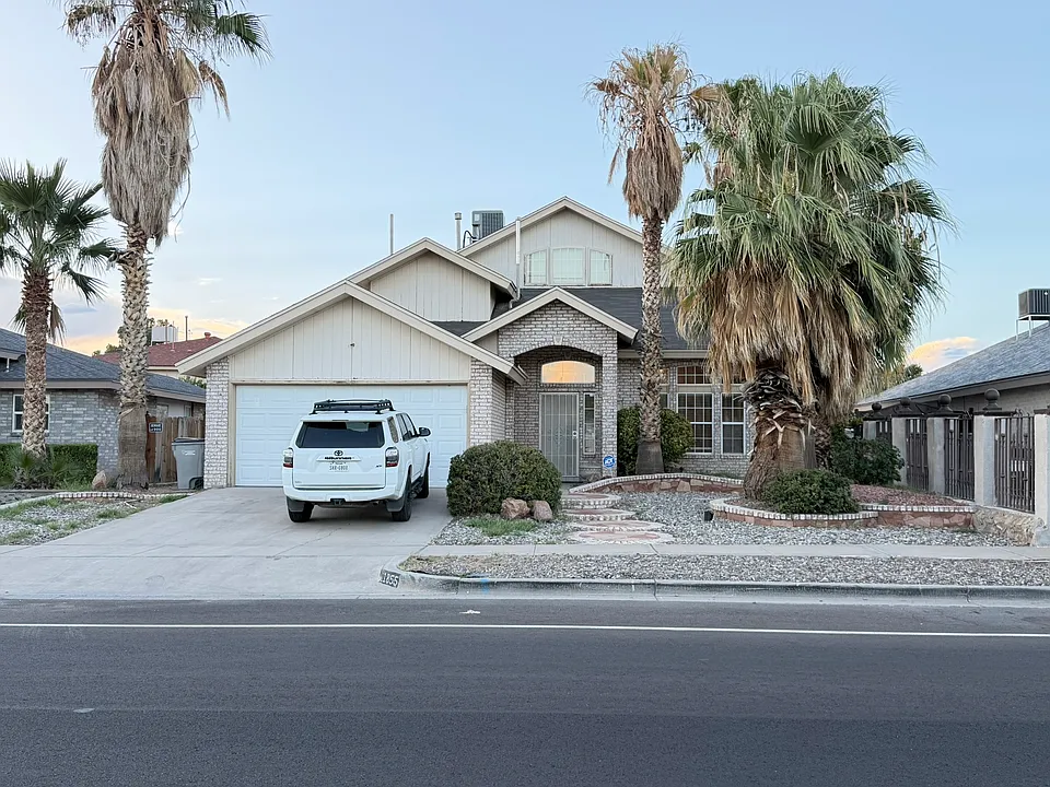 11855 Stone Castle Dr