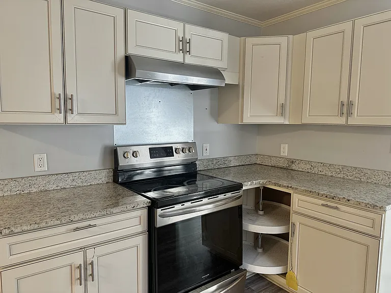 1111 Timber Line Dr — Photo 11