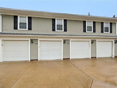 10646 Independence Dr #26D, North Royalton, OH, 44133