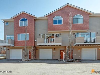 268 Cook Inlet Loop #3B, Anchorage, AK, 99501