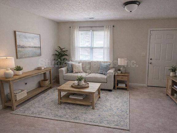 4th image of 2511 Evergreen Ave