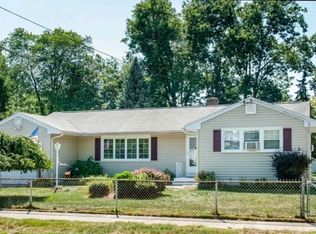 134 Savoy Ave, Springfield, MA 01104