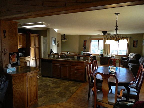 family rm to living rm