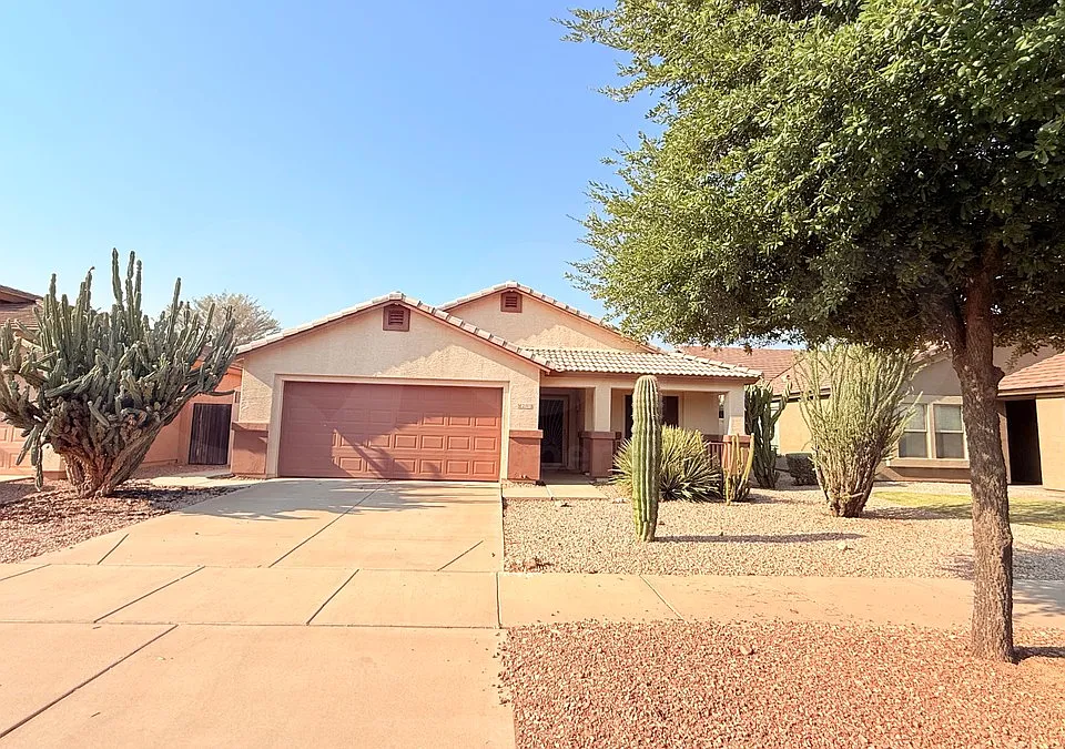 21317 E Via Del Palo
