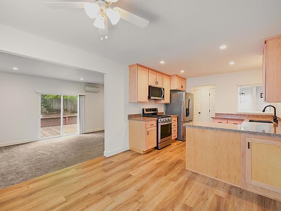 5th image of 1536 Marlow Road