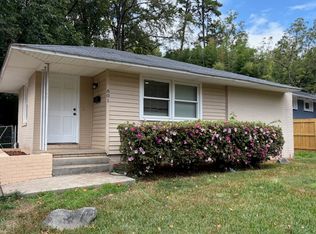 801 Manhasset Rd, Charlotte, NC 28209