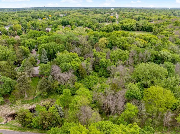 6591 Galpin Blvd, Excelsior, MN 55331