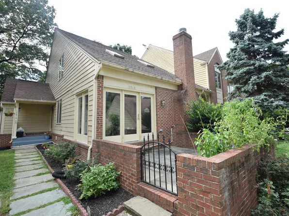 12616 Victoria Station Ct, Fairfax, VA 22033