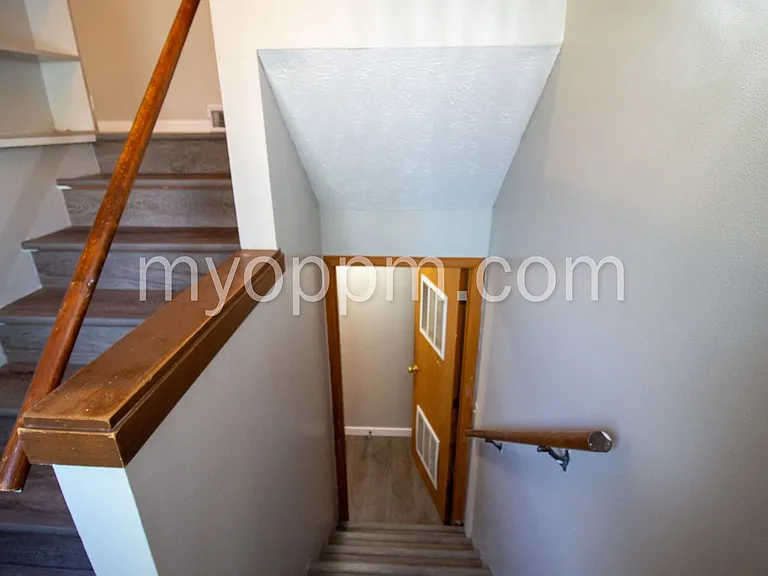9129 Grand Ave — Photo 2