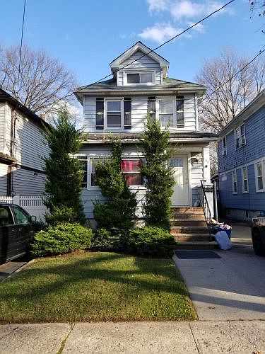 1st image of 127 Woodbine Ave
